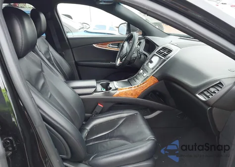 2019 Lincoln Nautilus Select z USA, uszkodzony, nr VIN 2LMPJ6K94KBL23267